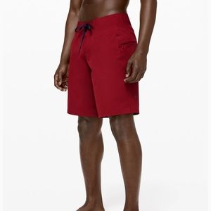 Lululemon Current State Board short 9" in caliente